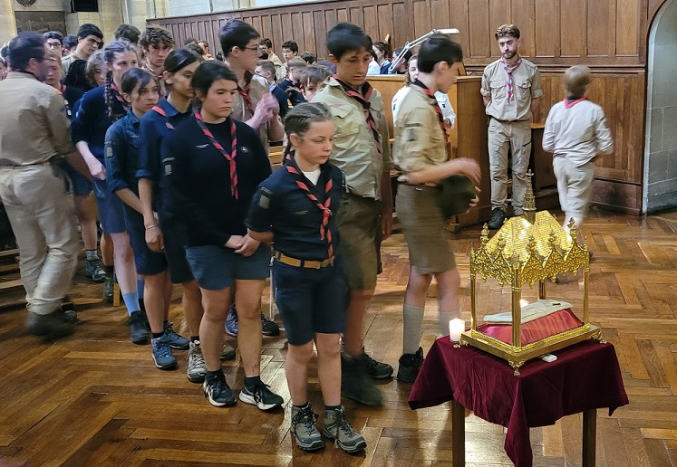 Rencontre_Scouts_La_Trappe_-Mai_2023-_reliquaire.jpg